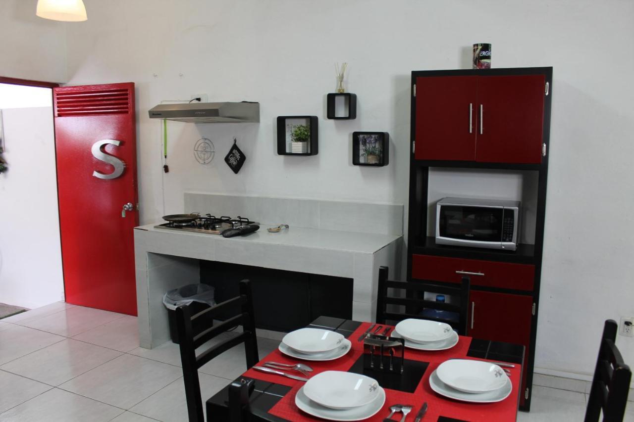 Htl & Suites Camino Real, Ubicacion, Parking, Facturamos Colima Bagian luar foto